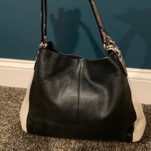 Coach Purse So gorgeous